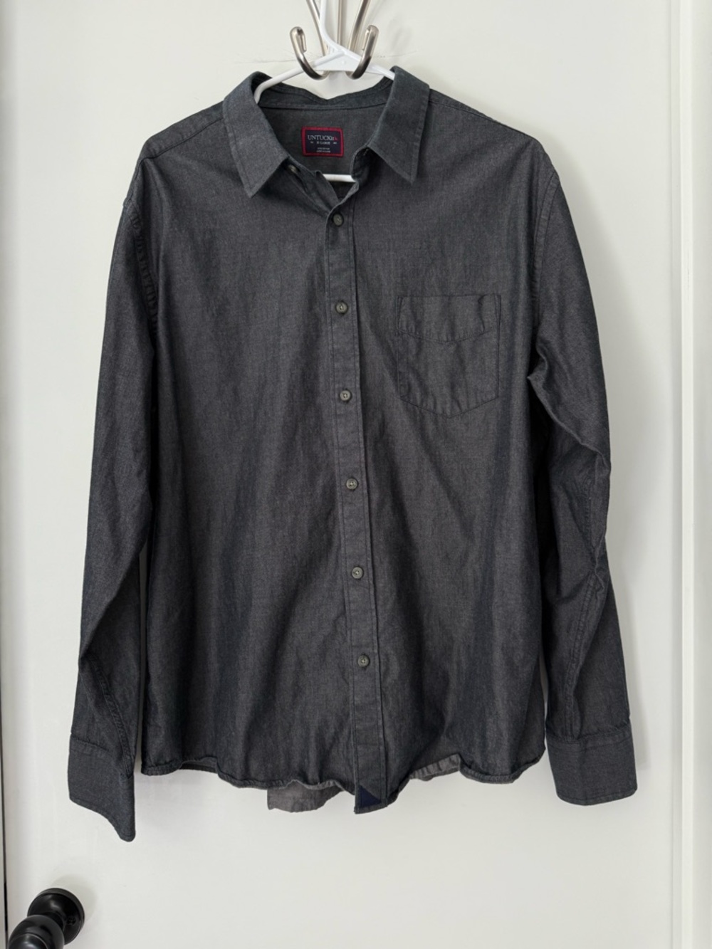 UNTUCKit Charcoal Long-Sleeve Button-Down Shirt